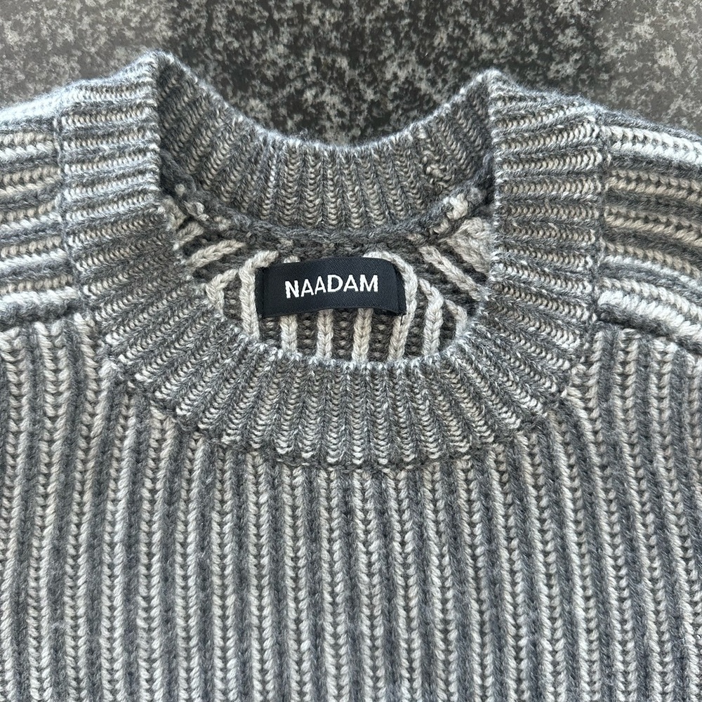 NAADAM Wool/Cashmere Crewneck Ribbed Sweater. Women’s Medium. Charcoal/Lt Gray.